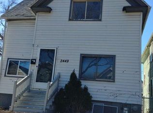 2449 N 33rd St, Milwaukee, WI 53210