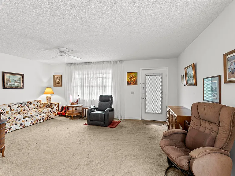 362 Burgundy Ave #H — Photo 27