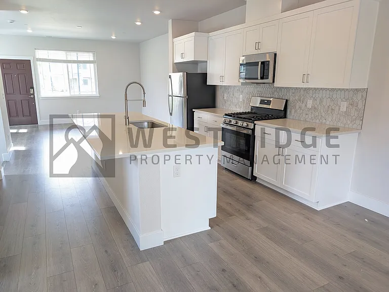 15046 NW Ethel Ln — Photo 6