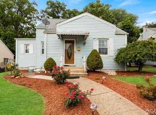 15 Meredith Rd, Hamilton, NJ 08610