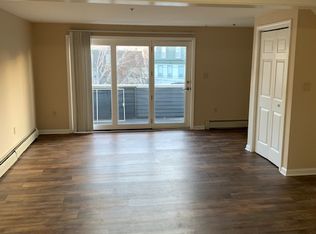 14 Portland Ave APT A, Dover, NH 03820