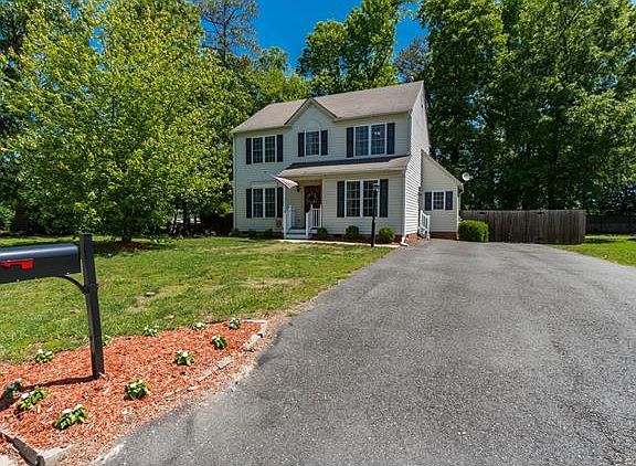 3rd image of 9565 Hungary Woods Dr