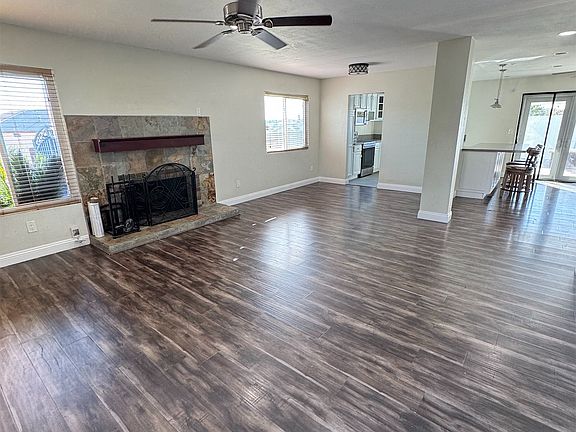 4th image of 1088 Fuchsia Ln