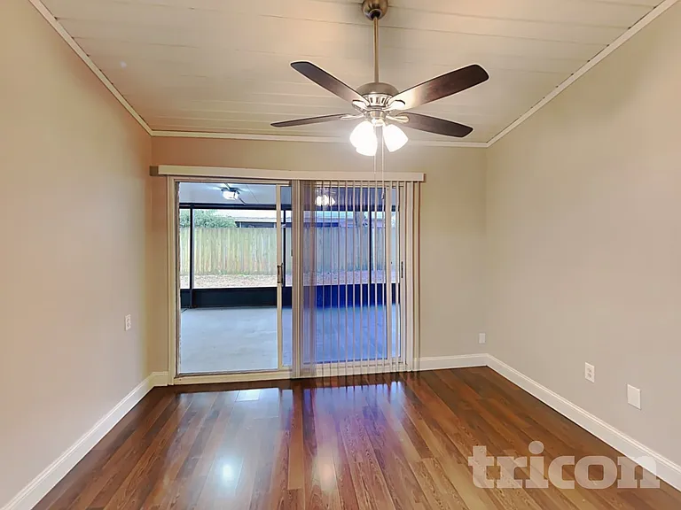 1115 Hardwood Dr — Photo 11