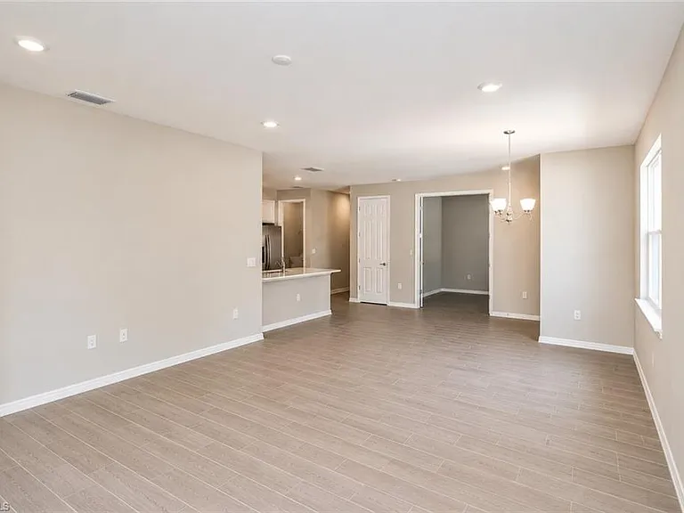 1248 Enbrook Loop — Photo 2