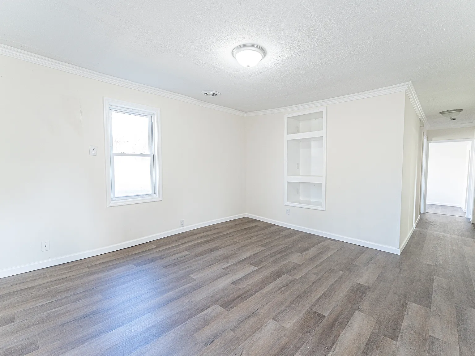 803 South 4th Street - 1 — Photo 4