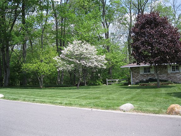 2nd image of 2142 Regent Park Dr