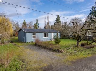 2889 Kinney Loop, Eugene, OR 97408