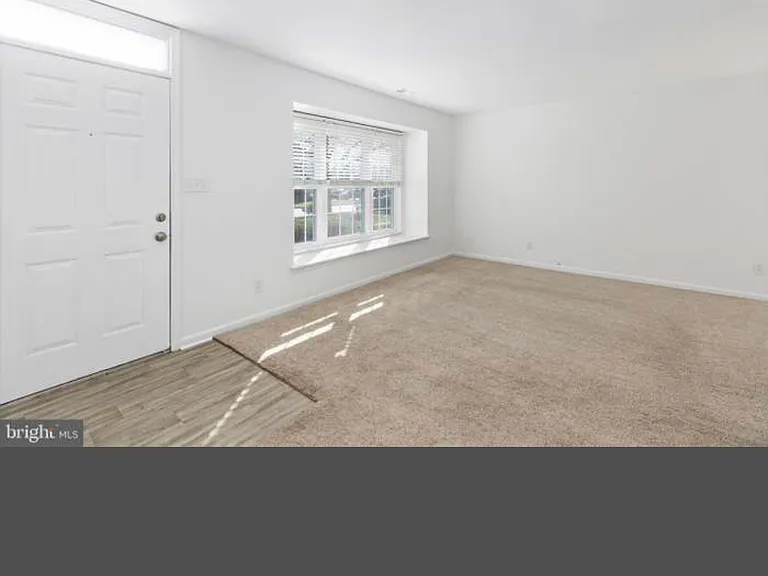 5143 Dominion Dr — Photo 9