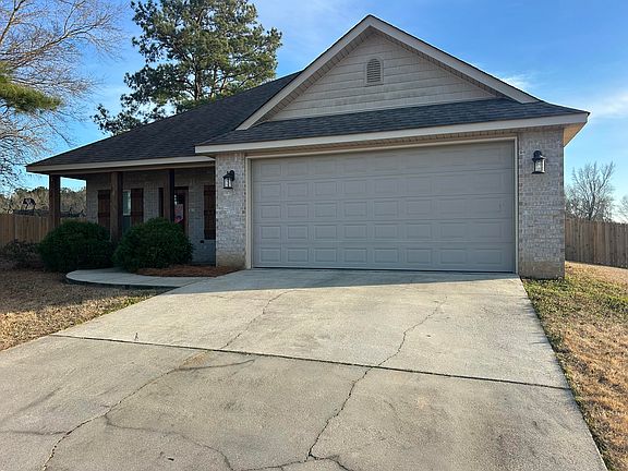 2nd image of 44 Honey Bee Ln