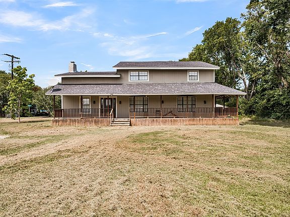 2nd image of 608 N White Oak Rd