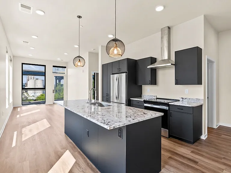 River Place Lofts — Photo 110