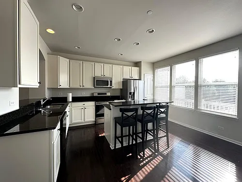 3181 Coral Ln Photo 1