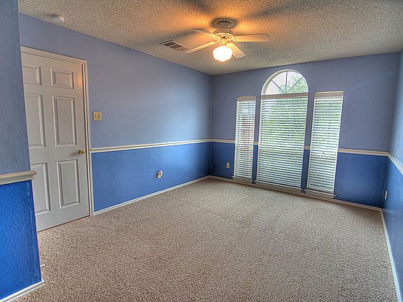 3rd image of 700 Beechwood Dr