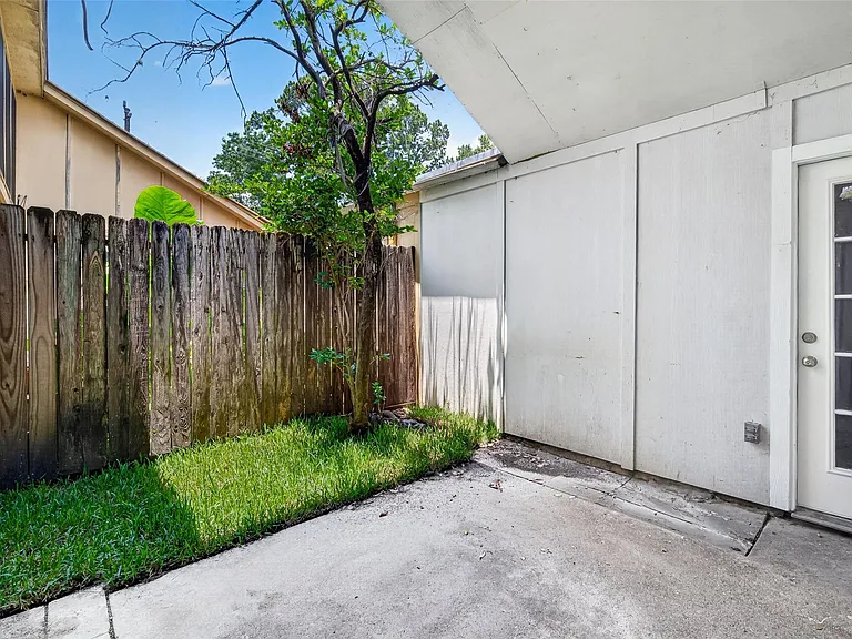 12227 W Village Dr #C — Photo 30