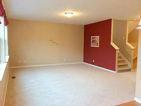 2nd image of 316 Dogwood Dr