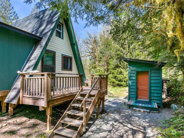 60909 129th Place NE, Granite Falls, WA 98252
