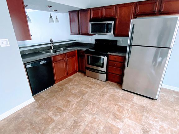 3rd image of 46 Catherine Ct