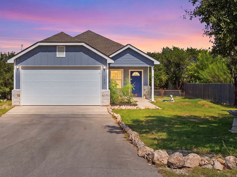 1st image of 1135 Hedgestone