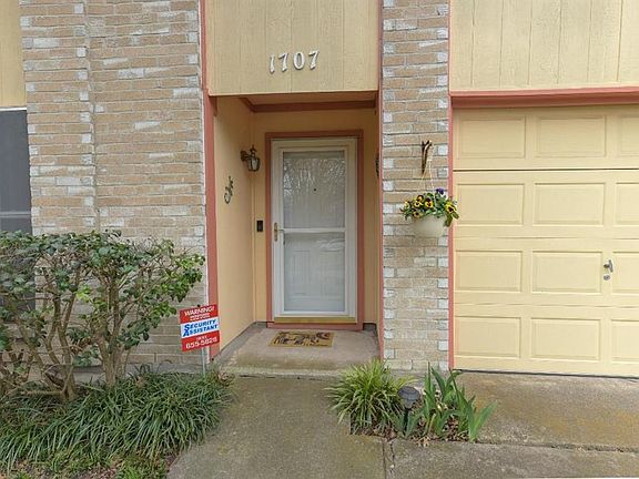 3rd image of 1707 Shannon Dr