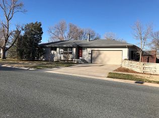 717 W 17th St, Scottsbluff, NE 69361