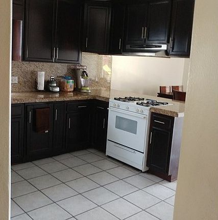 4th image of 11531 Hunnewell Ave