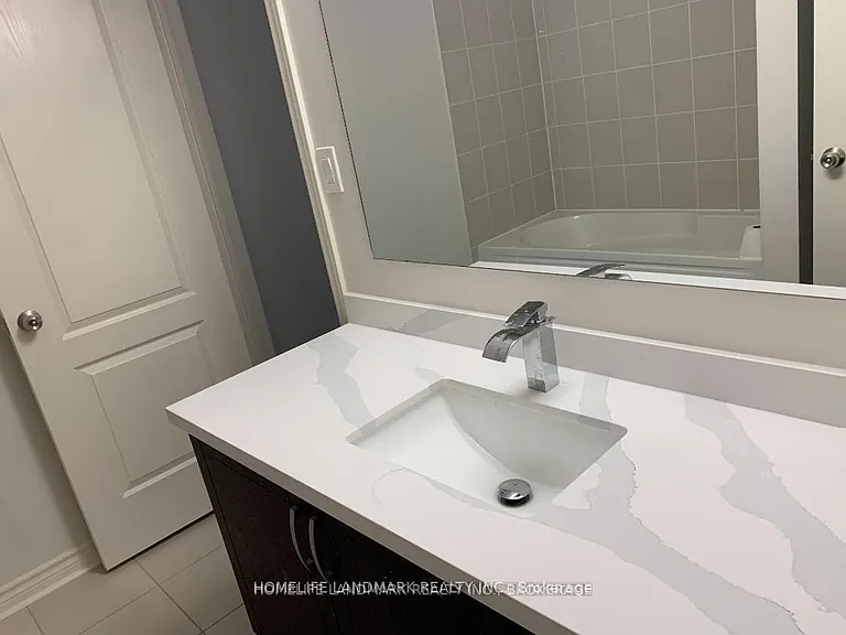 8 Eaton Park Ln #12 — Photo 12