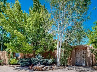 1810 Sun Mountain Dr, Santa Fe, NM 87505
