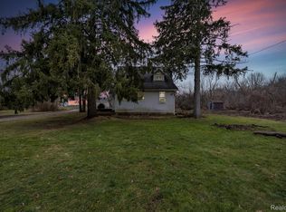 15160 Fish Lake Rd, Holly, MI 48442