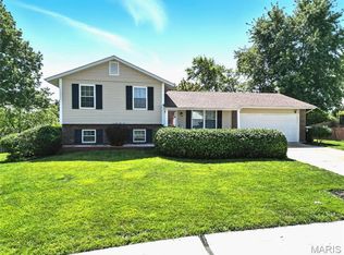 39 Amberly Dr, Saint Peters, MO 63376