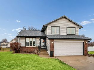 2118 NW School St, Ankeny, IA 50023