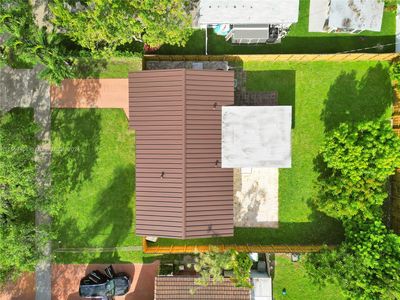 907 NE 4th St, Hallandale Beach, FL, 33009