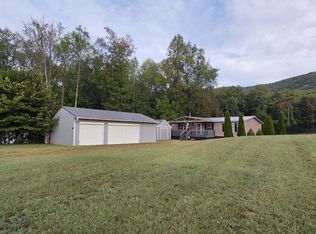 118 Coffey Ln, Harriman, TN 37748