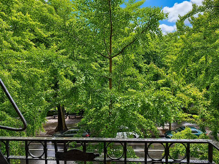 225 Central Park N #35 — Photo 3