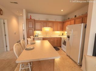 N16W26880 Conservancy Dr, Pewaukee, WI 53072