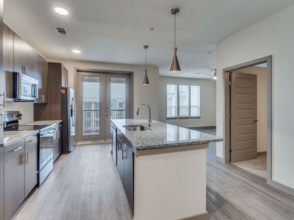 120 Boselli Way #3302