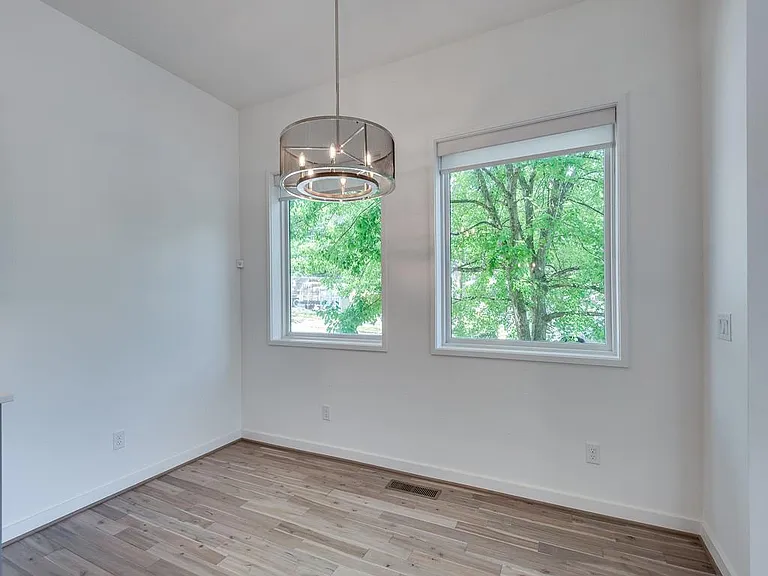 520 Wabash Ave NE #B — Photo 30