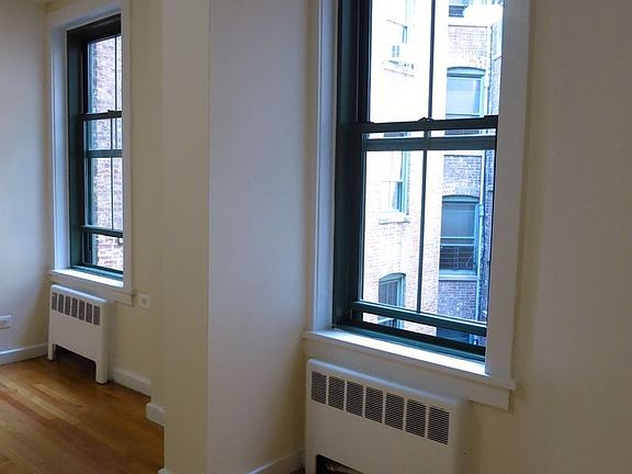 5th image of 516 E 79th St APT 4I