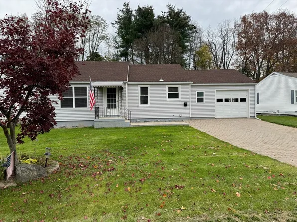 317 Virginia Ave, Vestal, NY 13850