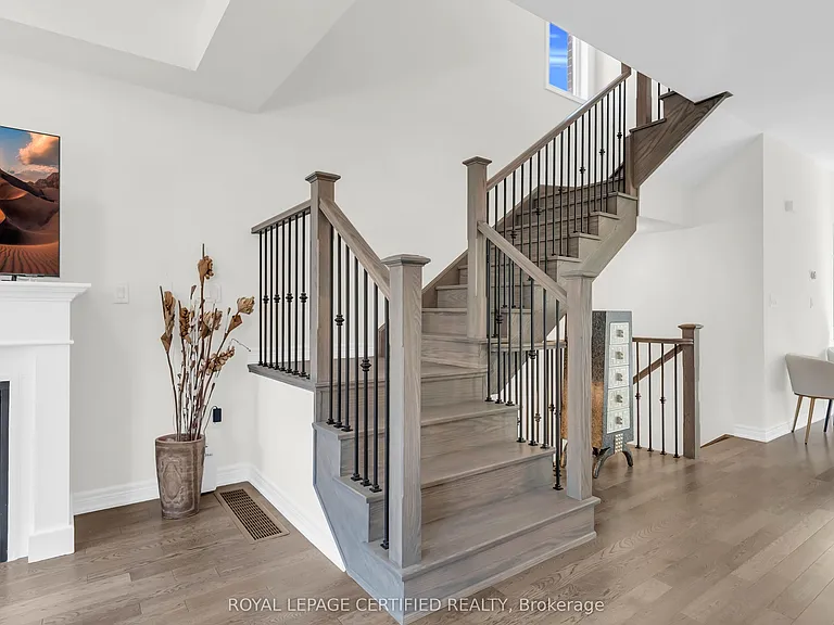 45 Folcroft St — Photo 23