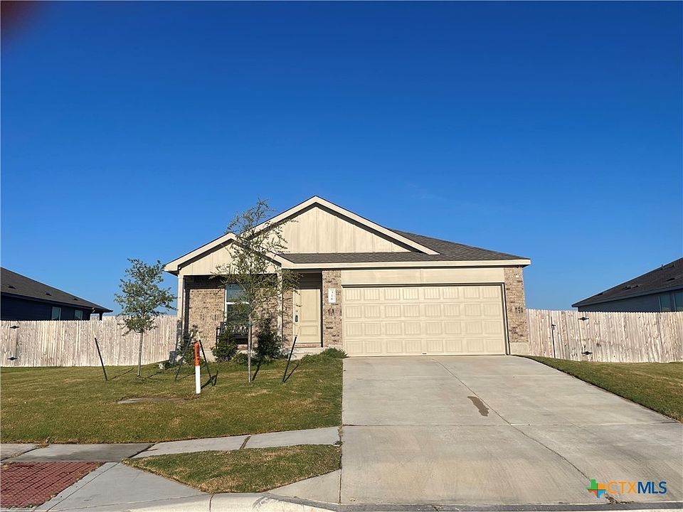 1st image of 316 Enclave Manor Dr