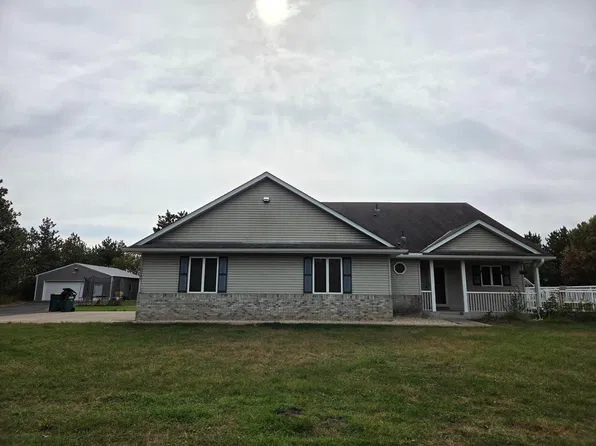 10095 367th St, North Branch, MN 55056