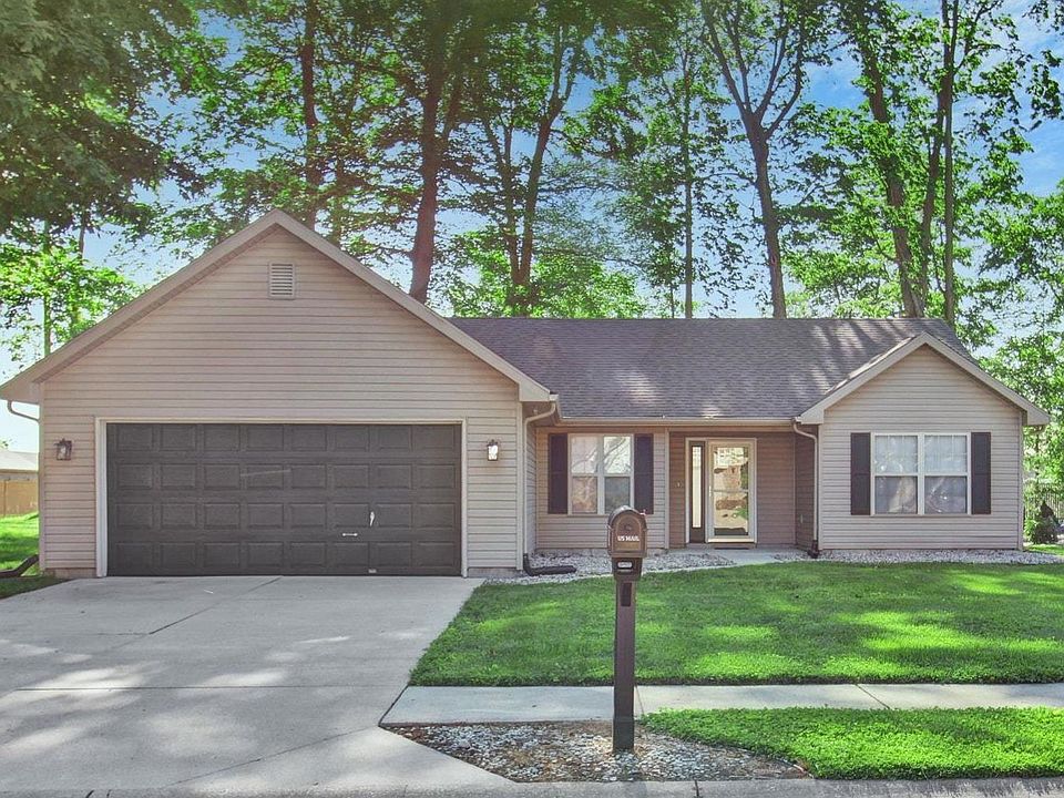 1st image of 1005 Live Oak Ct