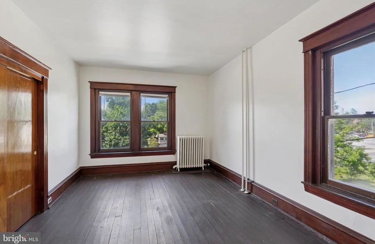 1 bed, $975 — Photo 2