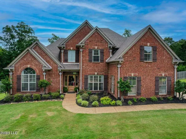 1828 Keenlan Dr W, Hernando, MS 38632
