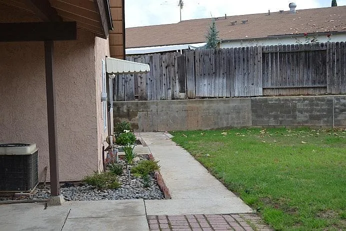 1235 Page Cir — Photo 9