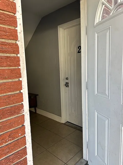 2 bed, 800 sqft, $950 — Photo 2