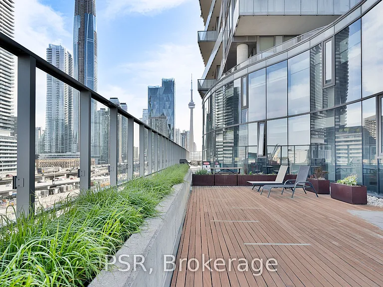 1 Market St #1011 — Photo 16