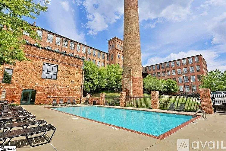 400 Mills Ave #209 — Photo 16