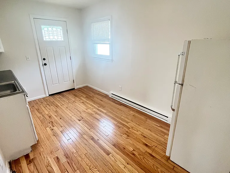 120 Canton St #2 — Photo 4